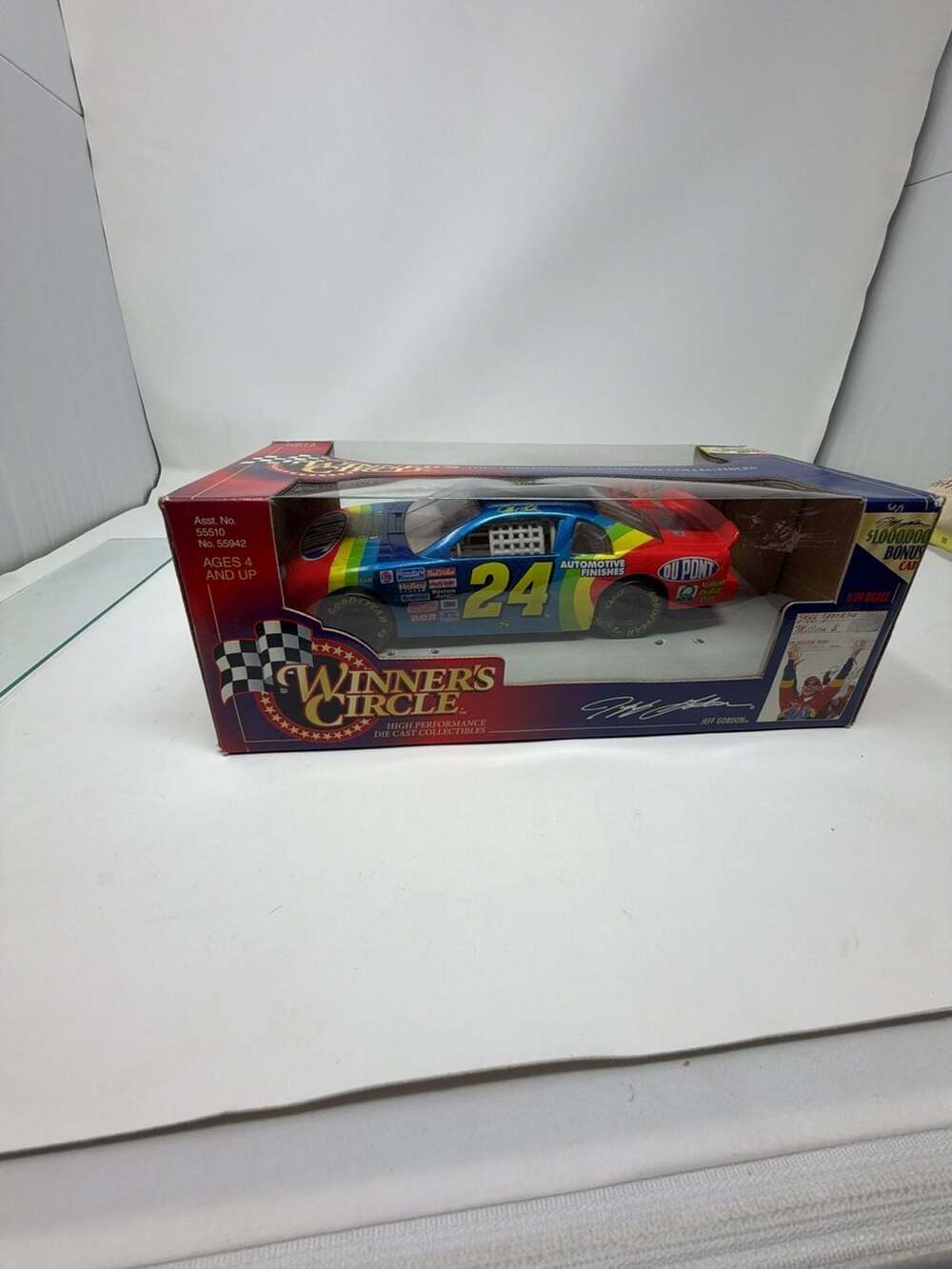 Winner's Circle Jeff Gordon #24 DuPont 1/24 Scale Million Dollar Bonus Car Dieca